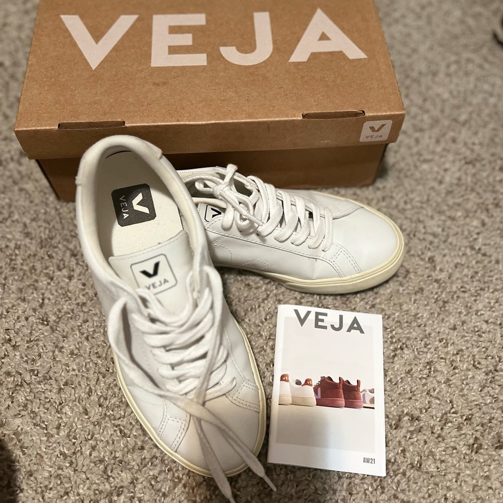 VEJA Esplar leather extra white